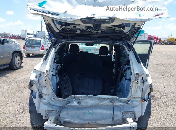 KL79MTSL9PB098865 2023 CHEVROLET TRAILBLAZER White Vista frontal