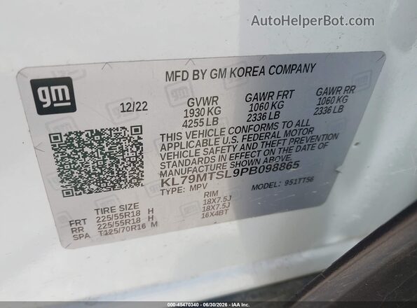 KL79MTSL9PB098865 2023 CHEVROLET TRAILBLAZER White Vista del compartimento del motor