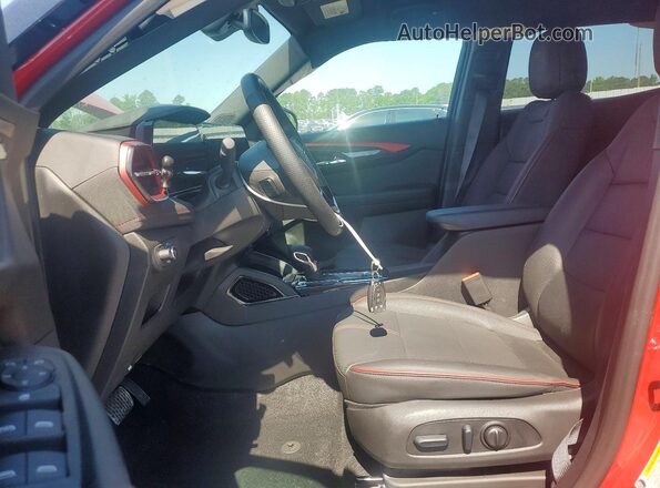 KL79MTSL9TB059798 2026 CHEVROLET TRAILBLAZER Red Вид салону спереду