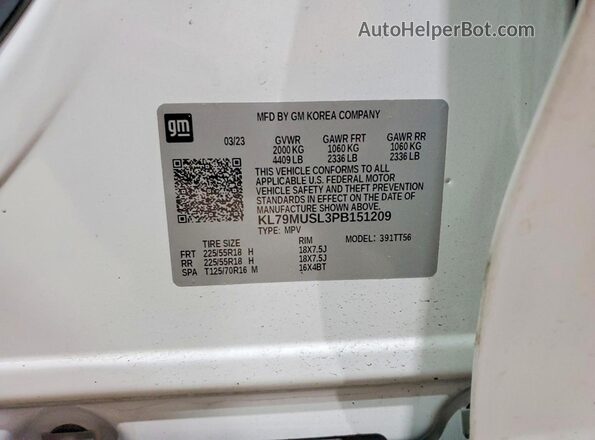 KL79MUSL3PB151209 2023 CHEVROLET TRAILBLAZER White Widok naklejki z numerem VIN
