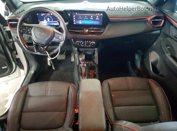 KL79MUSL6SB165646 2025 CHEVROLET TRAILBLAZER White Вид панелі приладів