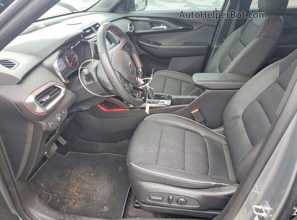 KL79MUSL7PB083724 2023 CHEVROLET TRAILBLAZER Gray წინა სალონის ხედი