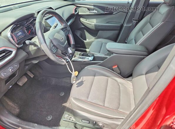 KL79MUSL8PB217236 2023 CHEVROLET TRAILBLAZER Red Vista interior delantera