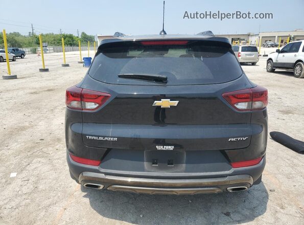 KL79MVSL4NB053003 2022 CHEVROLET TRAILBLAZER Black Widok z tyłu