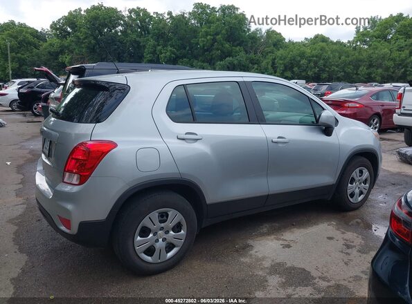 KL7CJKSB0HB123699 2017 CHEVROLET TRAX Silver უკანა სალონის ხედი