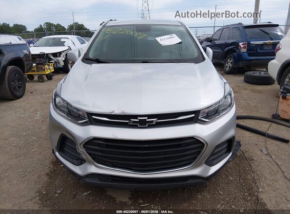 KL7CJKSB0LB024695 2020 CHEVROLET TRAX Silver Widok zestawu wskaźników