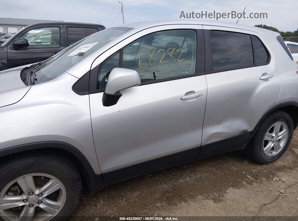 KL7CJKSB0LB024695 2020 CHEVROLET TRAX Silver 