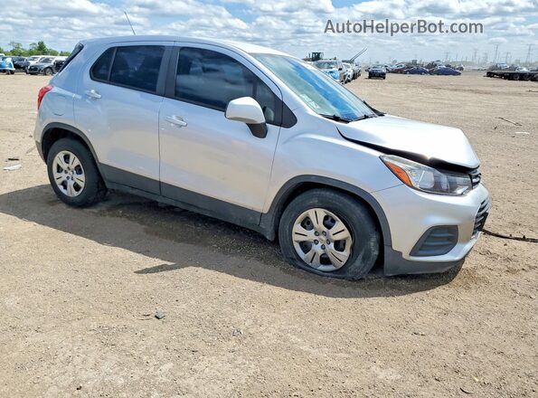 KL7CJKSB4JB624164 2018 CHEVROLET TRAX Silver Передня права чверть
