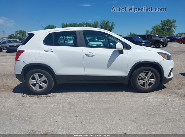 KL7CJKSB4LB063676 2020 CHEVROLET TRAX White Rear interior view