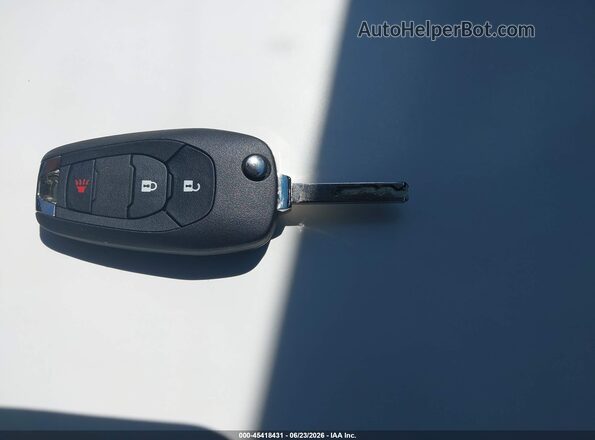 KL7CJKSB4LB063676 2020 CHEVROLET TRAX White Dashboard view