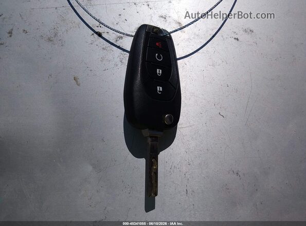 KL7CJKSB4MB323298 2021 CHEVROLET TRAX Красный Вид панели приборов