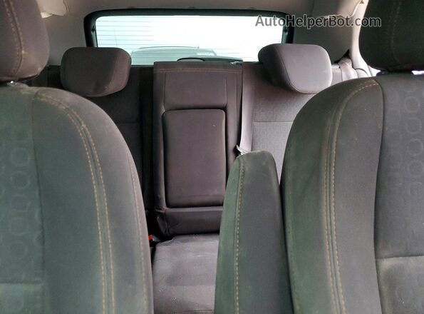 KL7CJKSB7HB174357 2017 CHEVROLET TRAX Silver უკანა სავარძლების ხედი