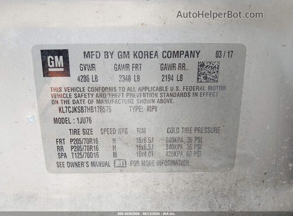 KL7CJKSB7HB176576 2017 CHEVROLET TRAX Silver ძრავის განყოფილების ხედი