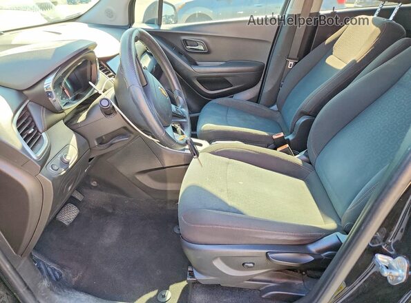 KL7CJKSB8LB063776 2020 CHEVROLET TRAX Черный Вид салона спереди