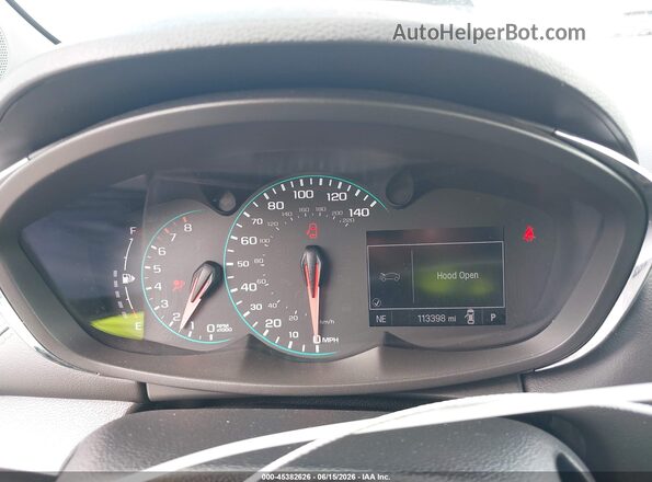 KL7CJKSBXJB555917 2018 CHEVROLET TRAX Silver Вид задніх сидінь