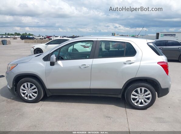 KL7CJKSBXJB555917 2018 CHEVROLET TRAX Silver Панорамний вид салону 360°