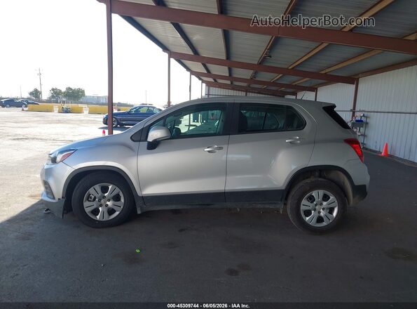 KL7CJKSBXJB720686 2018 CHEVROLET TRAX Silver 