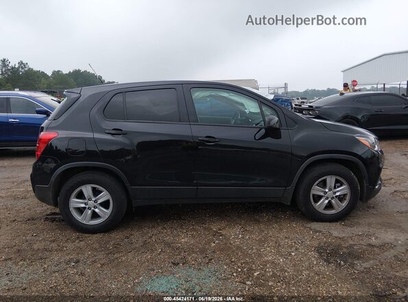 KL7CJKSM8NB538203 2022 CHEVROLET TRAX Черный Вид задней части салона