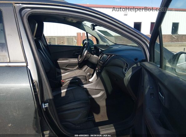 KL7CJLSB0HB090502 2017 CHEVROLET TRAX Black Вид салону спереду