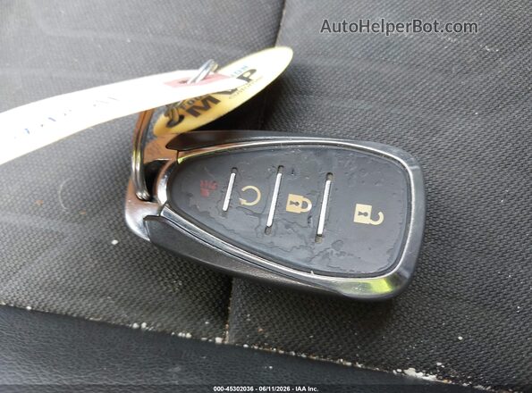 KL7CJLSB0HB134384 2017 CHEVROLET TRAX Silver Dashboard view