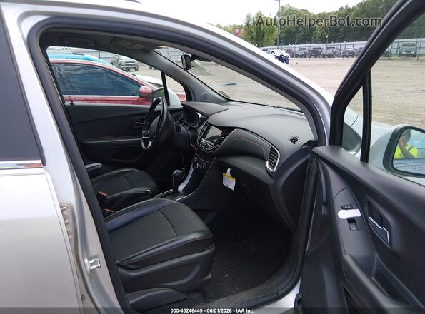 KL7CJLSB0KB888571 2019 CHEVROLET TRAX Silver Vista interior delantera