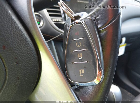 KL7CJLSB0KB888571 2019 CHEVROLET TRAX Silver Vista del salpicadero