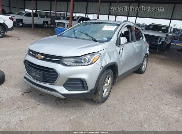 KL7CJLSB0KB963334 2019 CHEVROLET TRAX Серебряный Передняя левая четверть