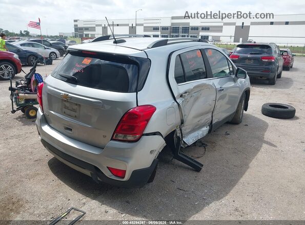 KL7CJLSB0KB963334 2019 CHEVROLET TRAX Серебряный Задняя правая четверть