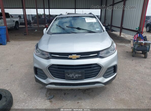 KL7CJLSB0KB963334 2019 CHEVROLET TRAX Серебряный Вид панели приборов