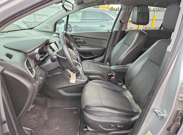 KL7CJLSB1HB092436 2017 CHEVROLET TRAX Black Սալոնի դիմացի տեսք