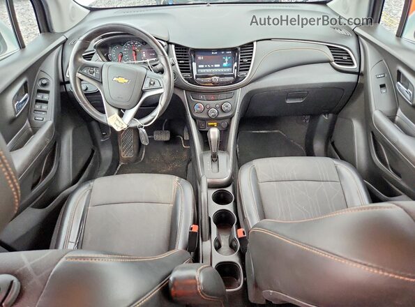 KL7CJLSB1HB092436 2017 CHEVROLET TRAX Black Առջևի վահանակի տեսք