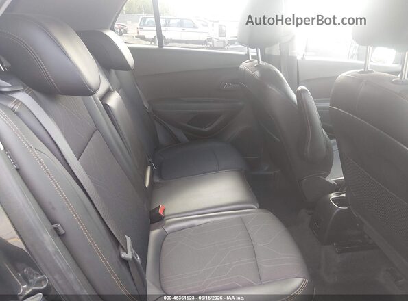 KL7CJLSB1HB150562 2017 CHEVROLET TRAX Gray Widok naklejki z numerem VIN