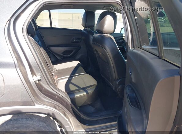 KL7CJLSB1JB616786 2018 CHEVROLET TRAX Gray Vista de la etiqueta del VIN