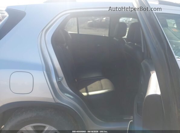 KL7CJLSB1LB010343 2020 CHEVROLET TRAX Silver Widok naklejki z numerem VIN