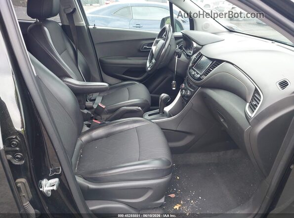 KL7CJLSB2LB035915 2020 CHEVROLET TRAX Black Widok wnętrza z przodu