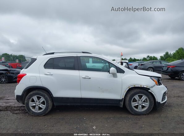 KL7CJLSB2LB086296 2020 CHEVROLET TRAX White Rear interior view