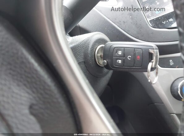KL7CJLSB3GB735481 2016 CHEVROLET TRAX Black Առջևի վահանակի տեսք