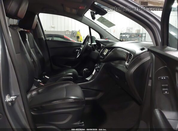KL7CJLSB3KB847660 2019 CHEVROLET TRAX Gray Vista interior delantera