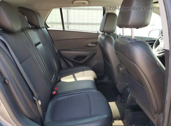 KL7CJLSB3KB921238 2019 CHEVROLET TRAX Gray უკანა სალონის ხედი
