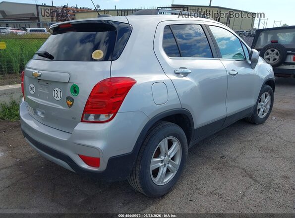 KL7CJLSB3KB960993 2019 CHEVROLET TRAX Silver Trasero derecho