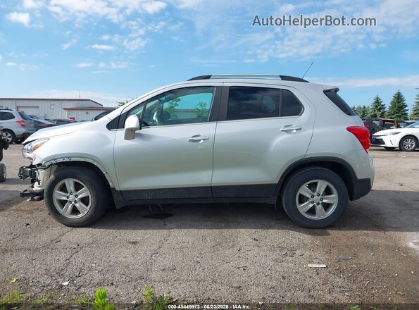KL7CJLSB3KB960993 2019 CHEVROLET TRAX Silver Vista interior de 360 grados