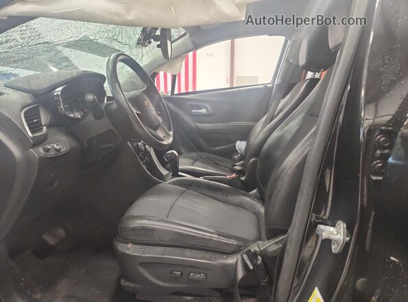 KL7CJLSB3LB019934 2020 CHEVROLET TRAX Черный Вид салона спереди