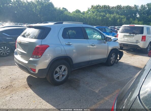 KL7CJLSB4JB579605 2018 CHEVROLET TRAX Silver Հետևի աջ
