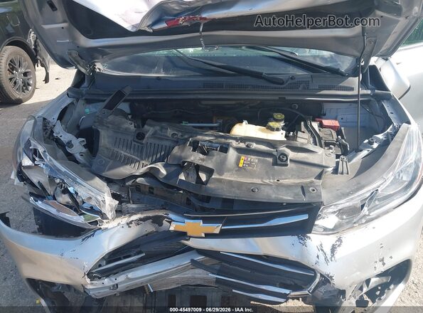KL7CJLSB4JB579605 2018 CHEVROLET TRAX Silver Հետևի տեսք