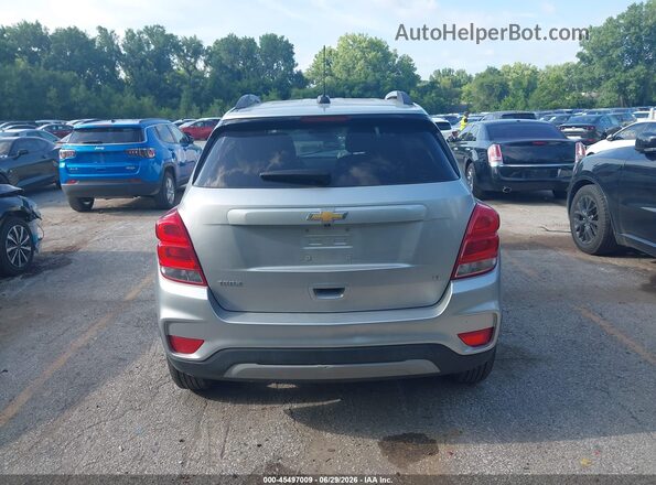 KL7CJLSB4JB579605 2018 CHEVROLET TRAX Silver 