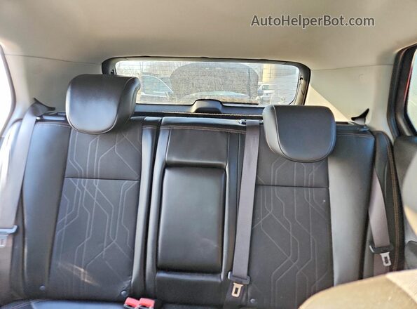 KL7CJLSB4JB632190 2018 CHEVROLET TRAX Gray Rear seats view