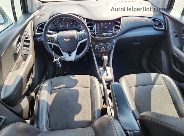 KL7CJLSB4LB018002 2020 CHEVROLET TRAX White Vista del salpicadero