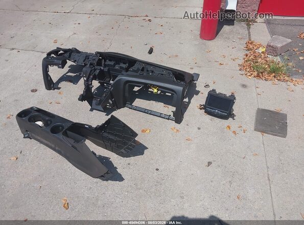 KL7CJLSB4LB336380 2020 CHEVROLET TRAX Красный Вид щитка приборов