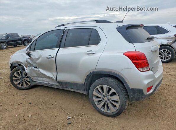 KL7CJLSB5JB540568 2018 CHEVROLET TRAX Silver უკანა მარცხენა
