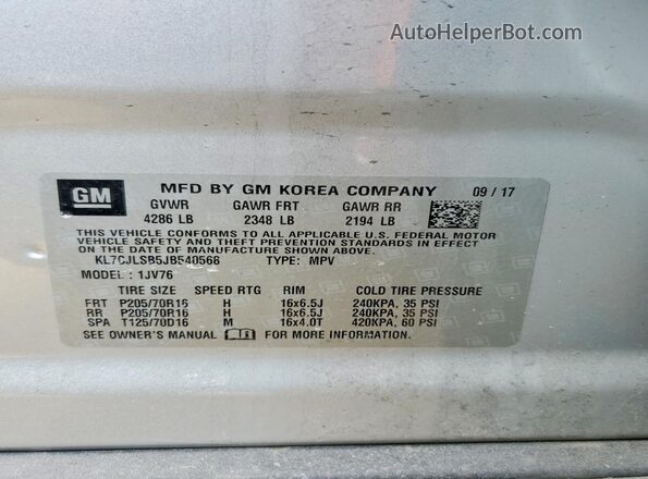 KL7CJLSB5JB540568 2018 CHEVROLET TRAX Silver ძრავის განყოფილების ხედი
